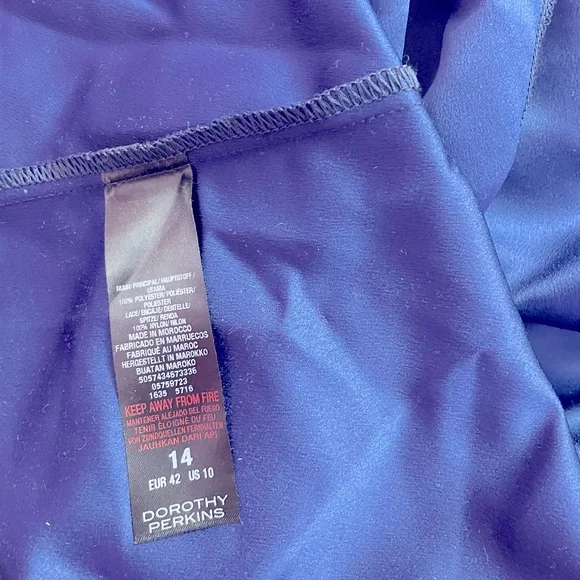 Dorothy Perkin Navy Blue top with net sleeves in size UK 14 - Picture 7 of 7